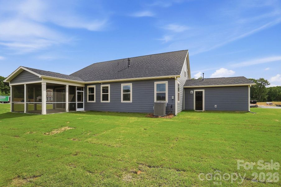 1.005 Acres