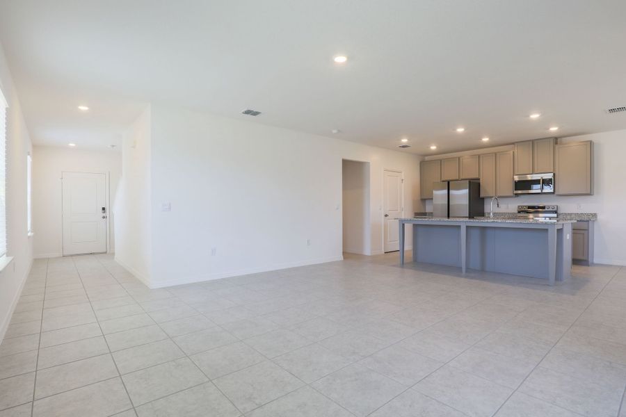 Representative unfurnished interior of a home built from the Springfield by Maronda Homes in Malabar Springs, Palm Bay (Image 6).