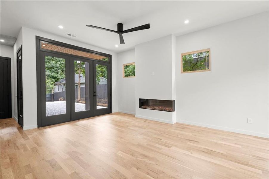 Spacious, unfurnished interior of a new home in , Atlanta (Image 48).