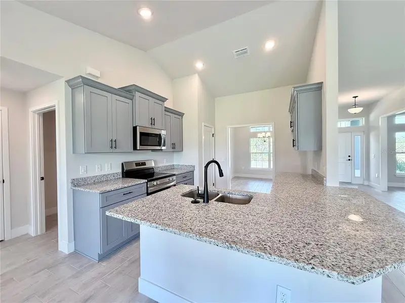 Furnished interior view inside a new home in Port Charlotte, Port Charlotte (Image 6).
