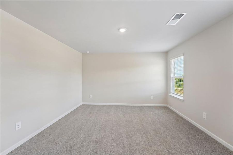 Spacious, unfurnished interior of a new home in Hemingway - Reserve Series, Cumming (Image 47).