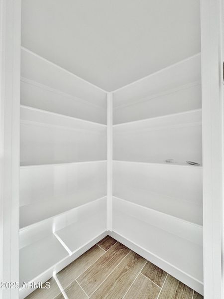 Walk in pantry