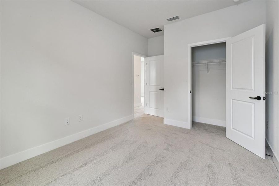 Spacious, unfurnished interior of a new home in Chapel Crossings - Garden Series, Wesley Chapel (Image 20).