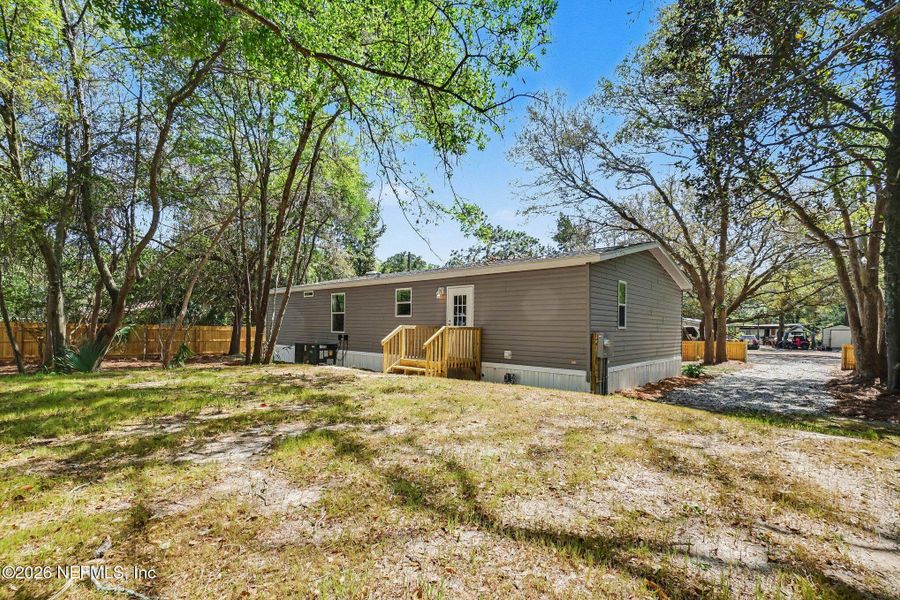 Exterior details and patio area of a home in , Yulee (Image 16). Exterior details and patio area of a home in , Yulee (Image 16).
