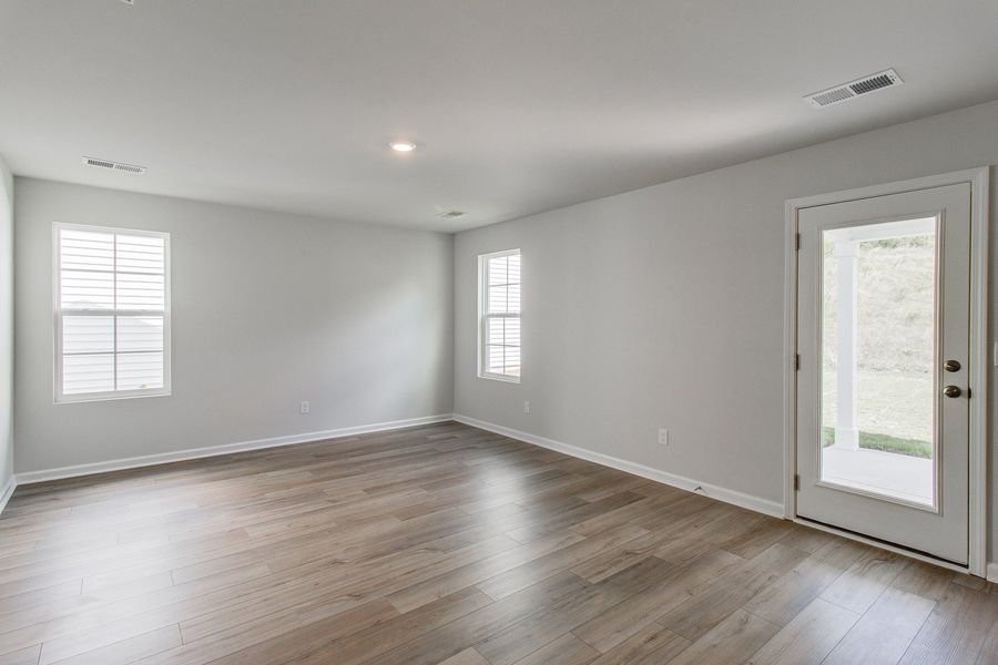 Spacious, unfurnished interior of a new home in Bluefield, Lexington (Image 24). Spacious, unfurnished interior of a new home in Bluefield, Lexington (Image 24).