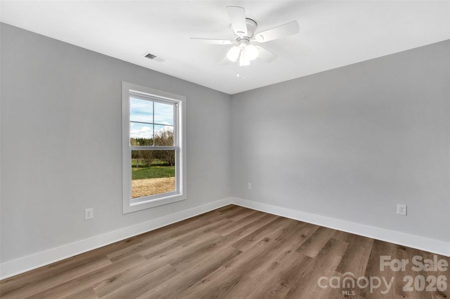 Spacious, unfurnished interior of a new home in , Lincolnton (Image 13).