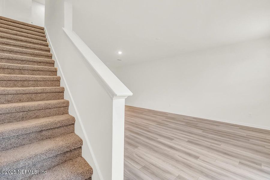 Spacious, unfurnished interior of a new home in , St. Augustine (Image 9).