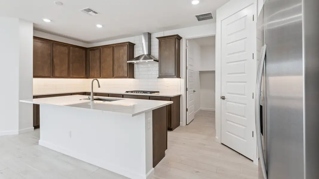 Furnished interior view inside a new home in Aloravita, Peoria (Image 4).