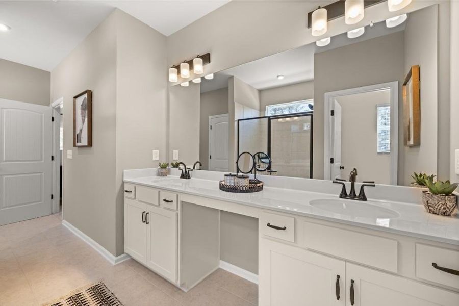 Furnished interior view inside a new home in Franklin Manor, Lawrenceville (Image 24).