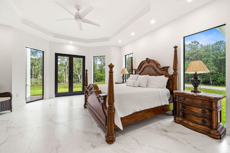 Furnished interior view inside a new home in , Palm Beach Gardens (Image 14).