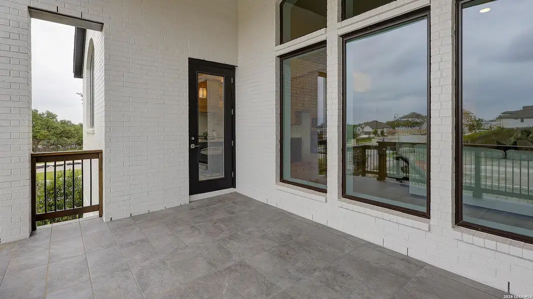 Exterior details and patio area of a home in Esperanza, Boerne (Image 4).