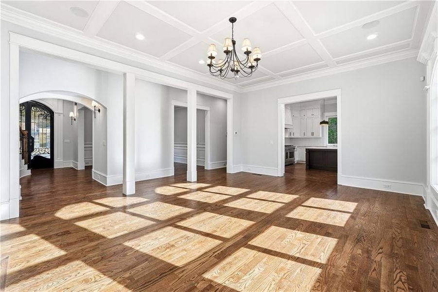 Spacious, unfurnished interior of a new home in , Roswell (Image 43).