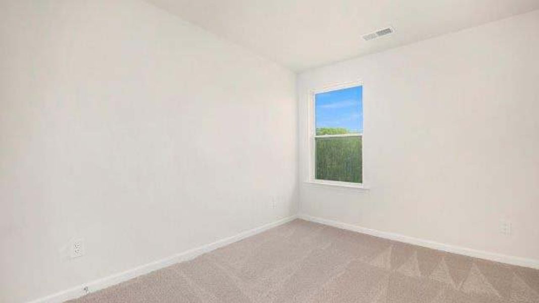 Spacious, unfurnished interior of a new home in Providence Walk, Hendersonville (Image 13).