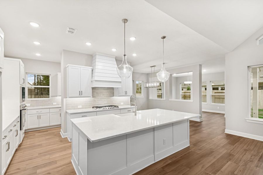 Furnished interior view inside a new home in ARTAVIA 65' Homesites, Conroe (Image 7). Furnished interior view inside a new home in ARTAVIA 65' Homesites, Conroe (Image 7).