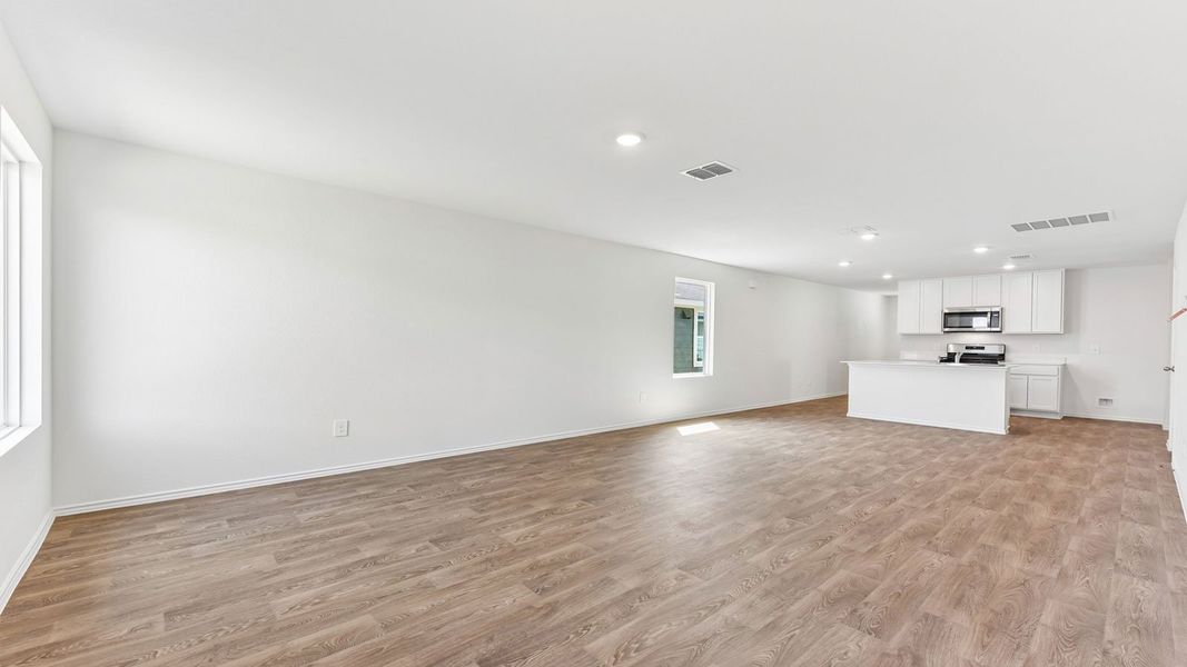 Spacious, unfurnished interior of a new home in Watermill, Uhland (Image 28). Spacious, unfurnished interior of a new home in Watermill, Uhland (Image 28).