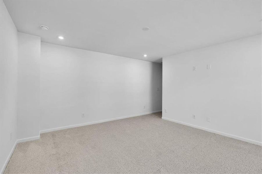 Spacious, unfurnished interior of a new home in Park Center Pointe, Austell (Image 28). Spacious, unfurnished interior of a new home in Park Center Pointe, Austell (Image 28).
