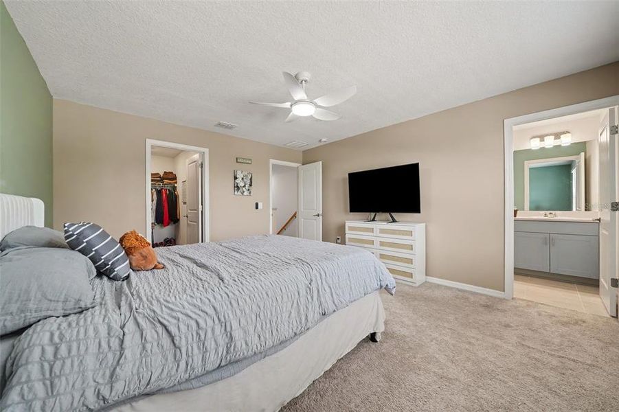 Furnished interior view inside a new home in , St. Cloud (Image 17).
