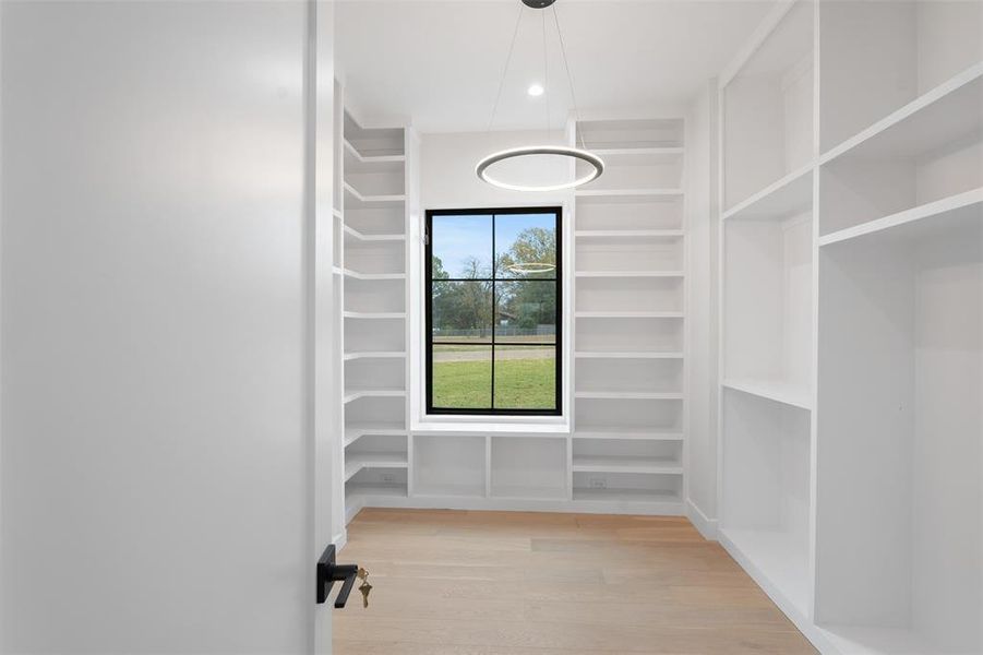 Primary Main Level Primary Main Level