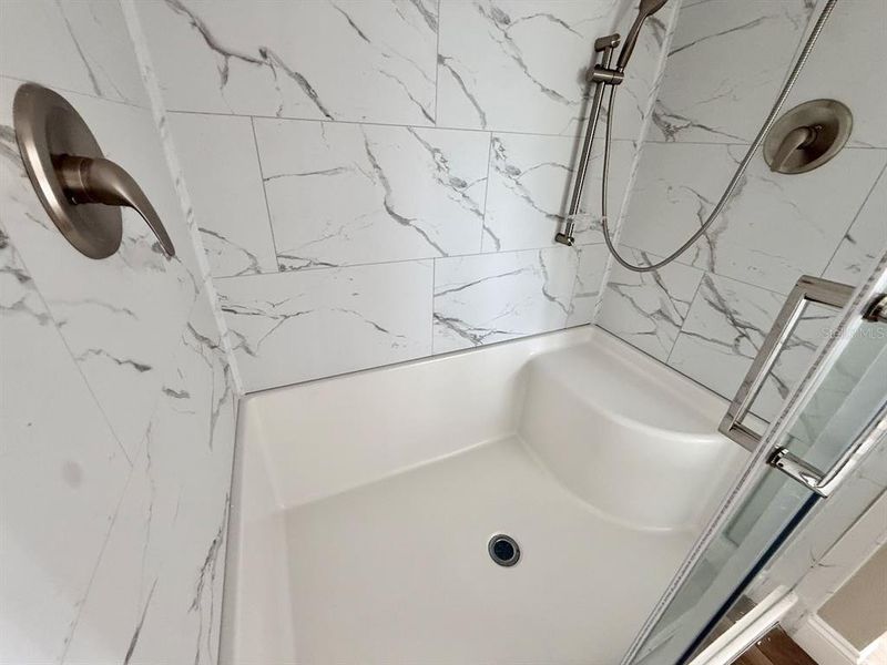 Close-up of interior finishes inside a home in , Okeechobee (Image 18).