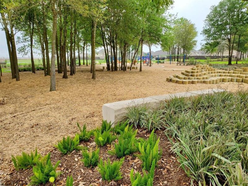 Image 15 of a home in Parkway Trails Villas.