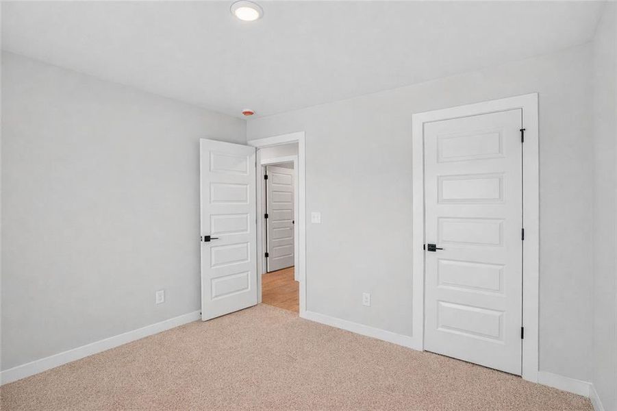Spacious, unfurnished interior of a new home in , Villa Rica (Image 18).