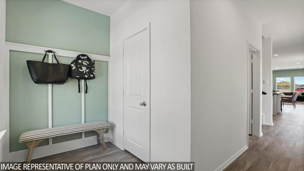 Furnished interior view inside a new home in Venetian Pines, Conroe (Image 5).