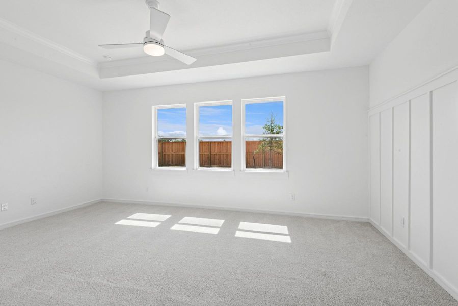 Spacious primary suite