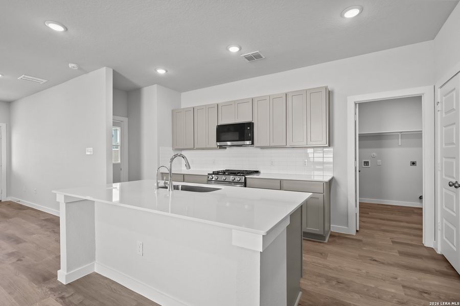 Furnished interior view inside a new home in Mesa Vista, San Antonio (Image 7).