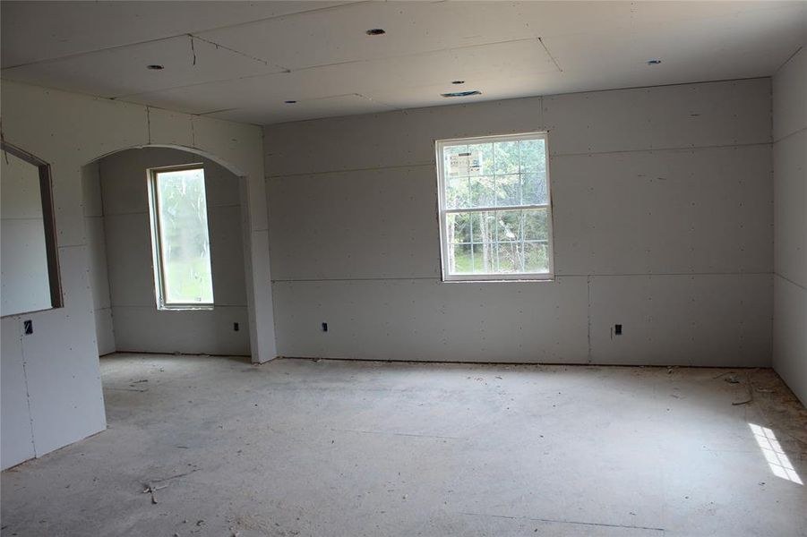Spacious, unfurnished interior of a new home in , Malakoff (Image 4). Spacious, unfurnished interior of a new home in , Malakoff (Image 4).