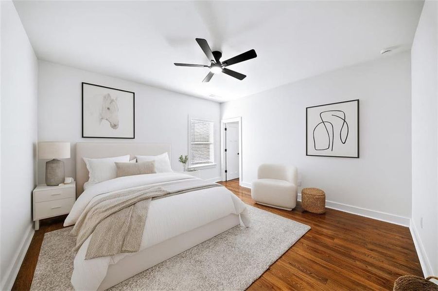 Furnished interior view inside a new home in Silvercrest Lakes, Acworth (Image 34). Furnished interior view inside a new home in Silvercrest Lakes, Acworth (Image 34).