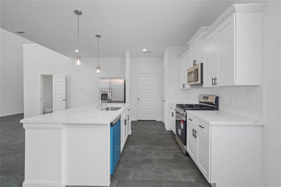 Furnished interior view inside a new home in Crosby Farms, Crosby (Image 8).