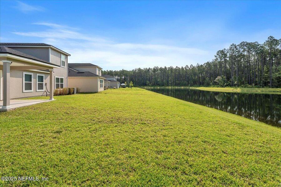 Exterior details and patio area of a home in Dunns Crossing, Jacksonville (Image 27). Exterior details and patio area of a home in Dunns Crossing, Jacksonville (Image 27).