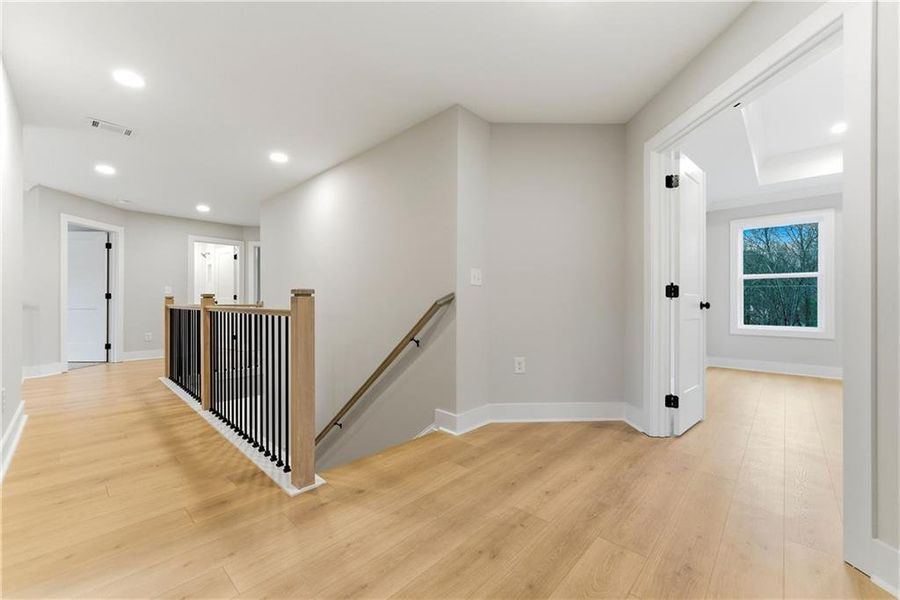 Spacious, unfurnished interior of a new home in Sterlington, Canton (Image 30).