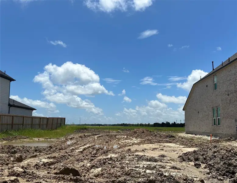 Site preparation for new homesites in Lago Mar 50' Homesites, Texas City (Image 3).