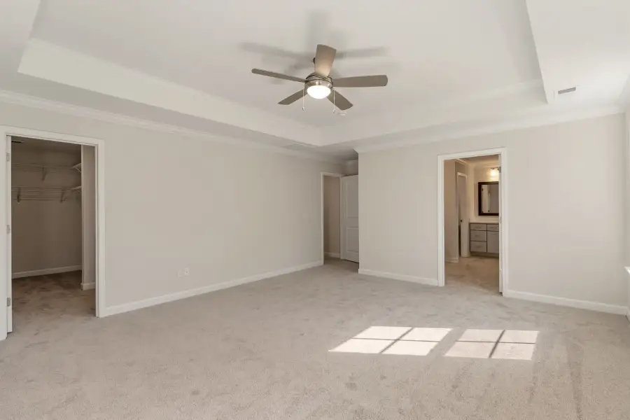 Spacious, unfurnished interior of a new home in Parris Meadows, Chesnee (Image 28).