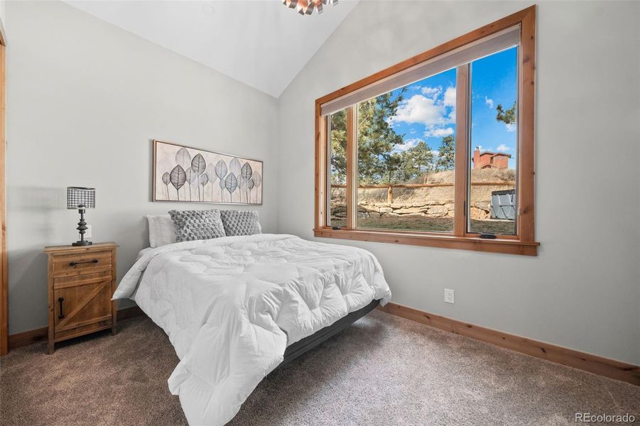 Main level Guest Suite