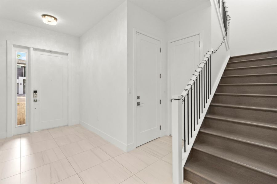 Spacious, unfurnished interior of a new home in , Boca Raton (Image 86). Spacious, unfurnished interior of a new home in , Boca Raton (Image 86).