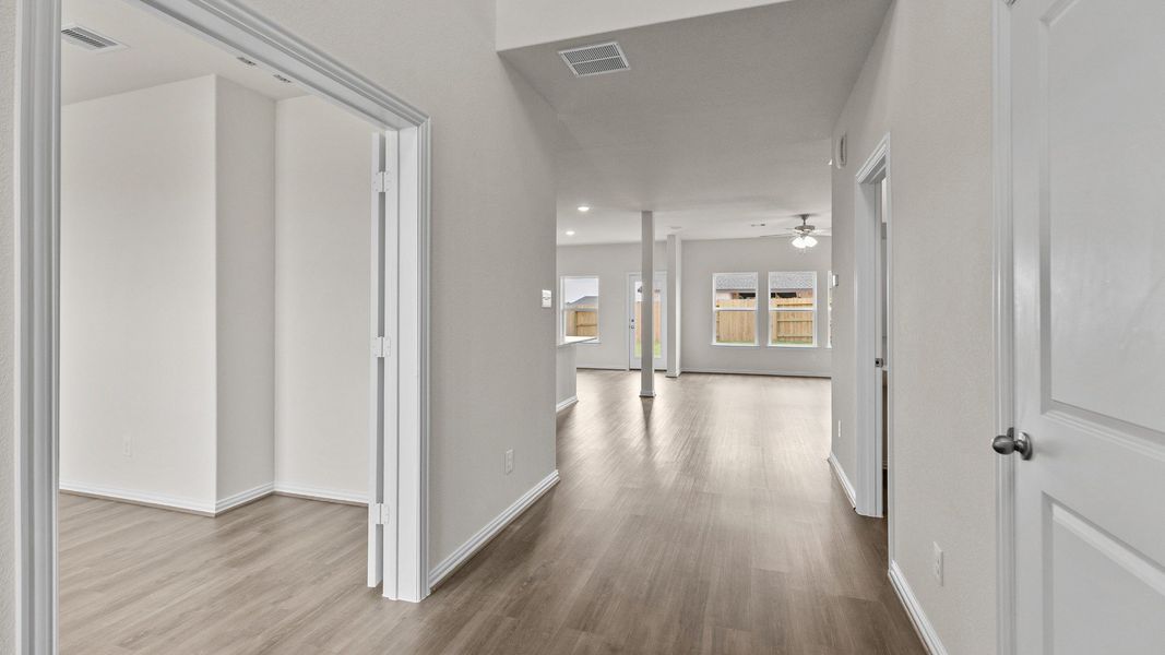 Representative furnished interior of a home built from the Southfork by Brightland Homes in Mostyn Springs, Magnolia (Image 5).
