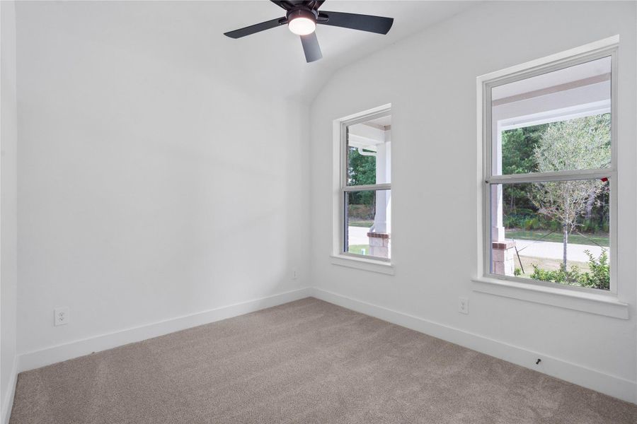 Spacious, unfurnished interior of a new home in Timber Hollow, Magnolia (Image 36).