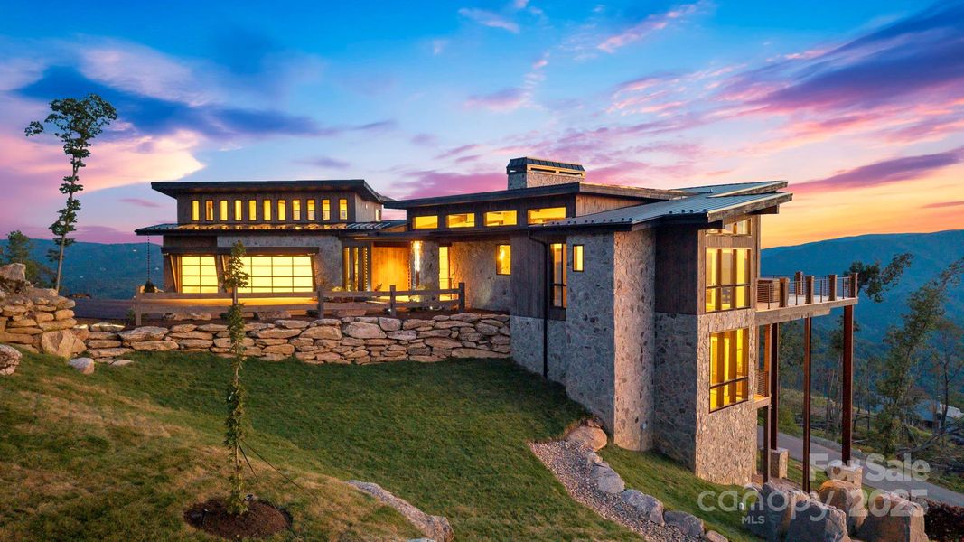 Exterior details and patio area of a home in , Banner Elk (Image 23).