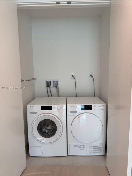 Close-up of interior finishes inside a home in , Bay Harbor Islands (Image 8).