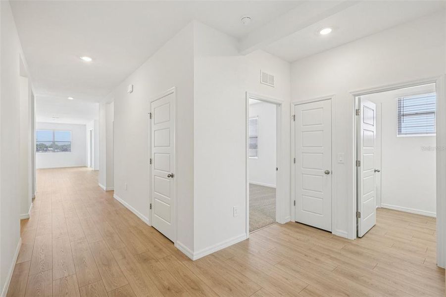 Spacious, unfurnished interior of a new home in , Lakeland (Image 15).