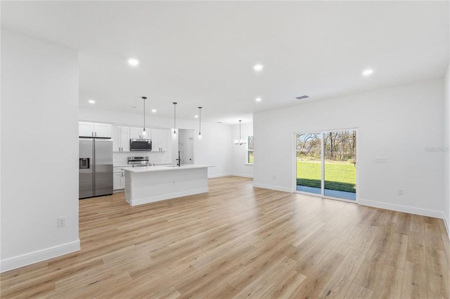 Spacious, unfurnished interior of a new home in , Ocala (Image 40).