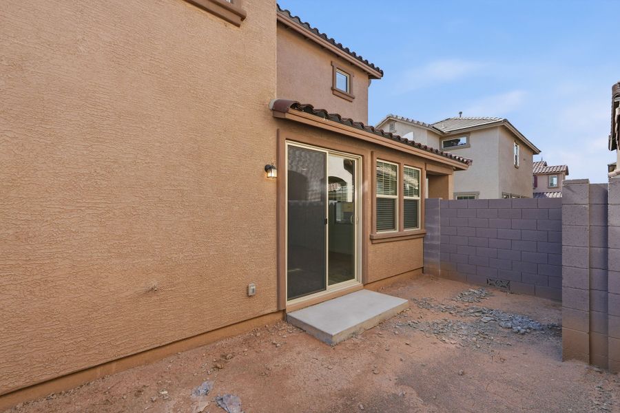 Exterior details and patio area of a home in Parkside, Avondale (Image 3).