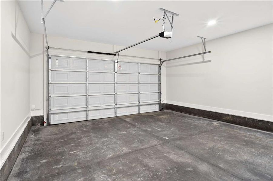 Spacious, unfurnished interior of a new home in , Norcross (Image 24).