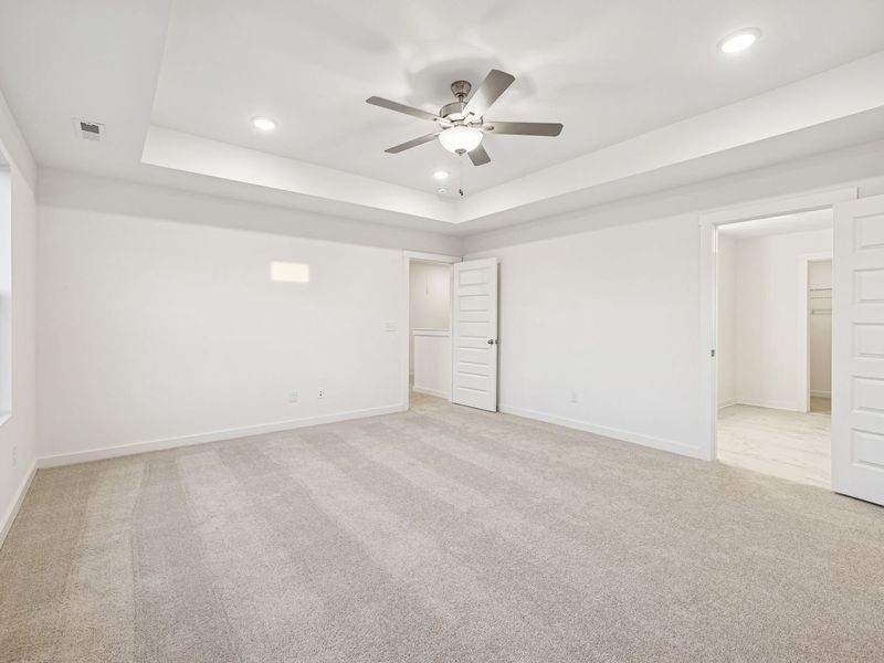Spacious, unfurnished interior of a new home in Calista Farms, White House (Image 36).