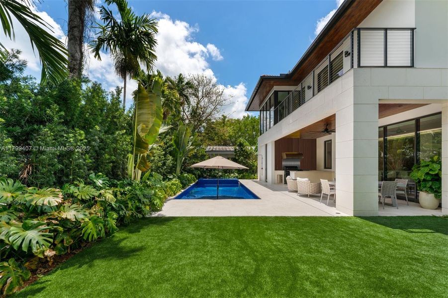 Image 62 of a home in .