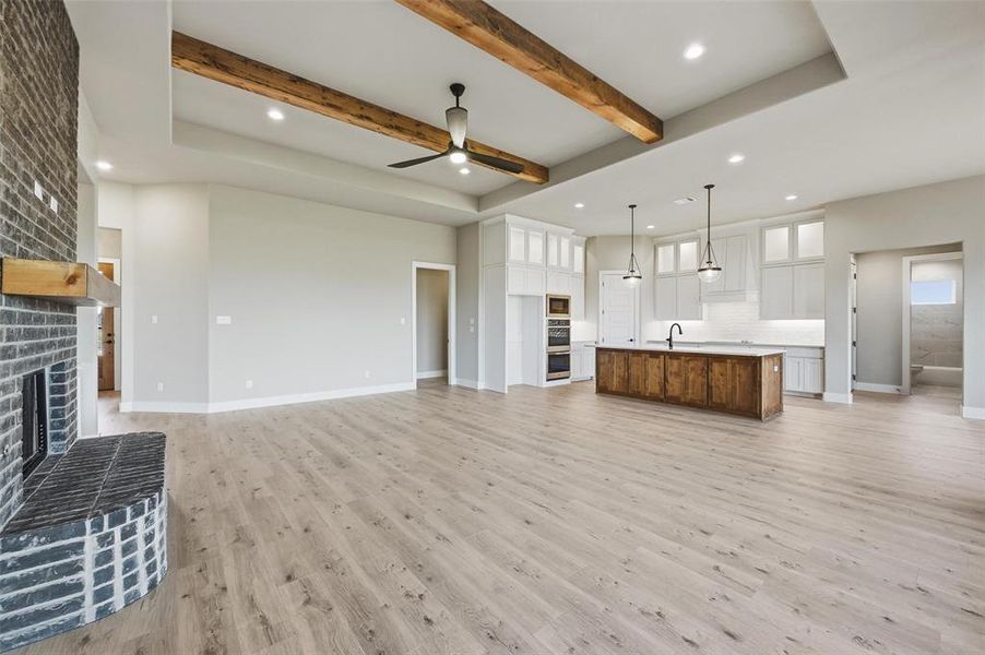 Spacious, unfurnished interior of a new home in Coyote Crossing, Godley (Image 22).