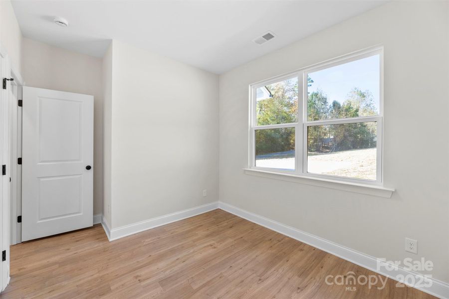 Spacious, unfurnished interior of a new home in , Monroe (Image 38).
