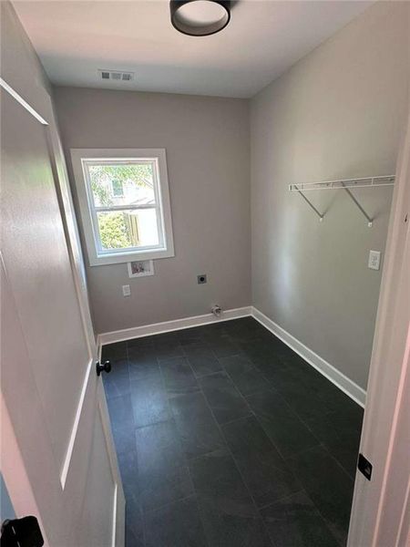 Spacious, unfurnished interior of a new home in , Gainesville (Image 13). Spacious, unfurnished interior of a new home in , Gainesville (Image 13).
